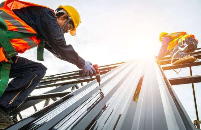 Roofing Guys Gold Coast specialise in metal and tile roofing, roof replacements, new roof installations, and all types of roofing services for homes and businesses across the Gold Coast.